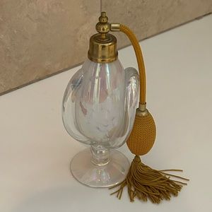 Vintage perfume atomizer, white